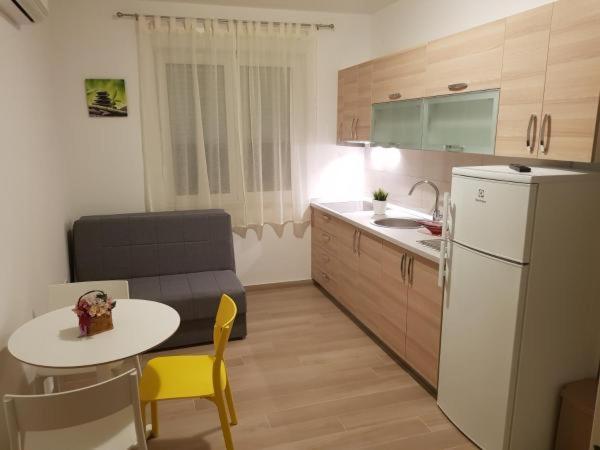 Mila Apartment Vodice Exterior photo